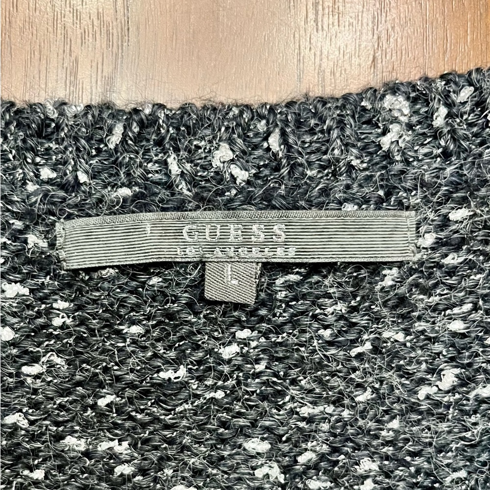Guess Gray Shiny Knit Sweater Size Large - Picture 6 of 8